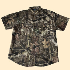 Tri-Mountain Camo Button Up Shirt